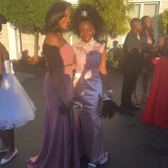 Prom dress - Picture 4 of 5